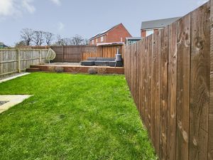 Photo 7- click for photo gallery